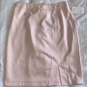 NWOT Newport News Blush Pencil Skirt